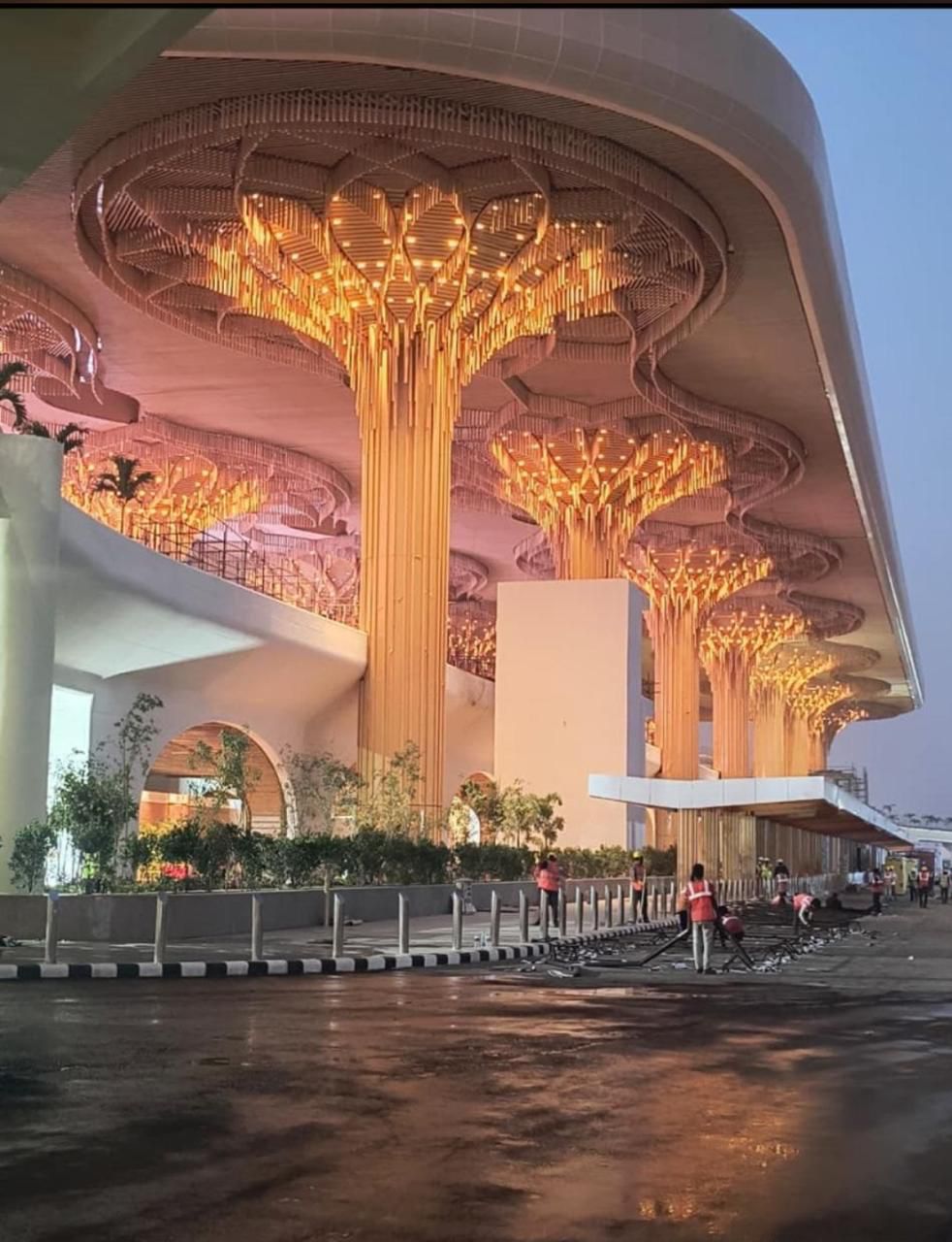Lokpriya Gopinath Bordoloi International Airport — ceiling systems execution.